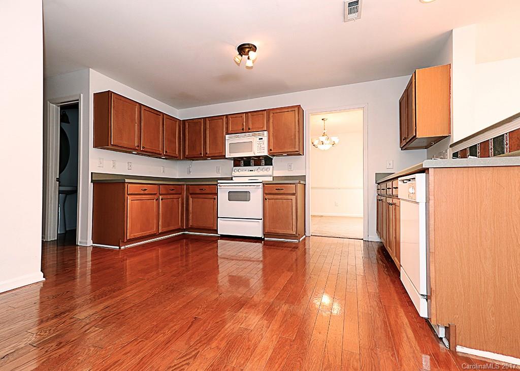 5603 Thompson Road Charlotte NC 28216