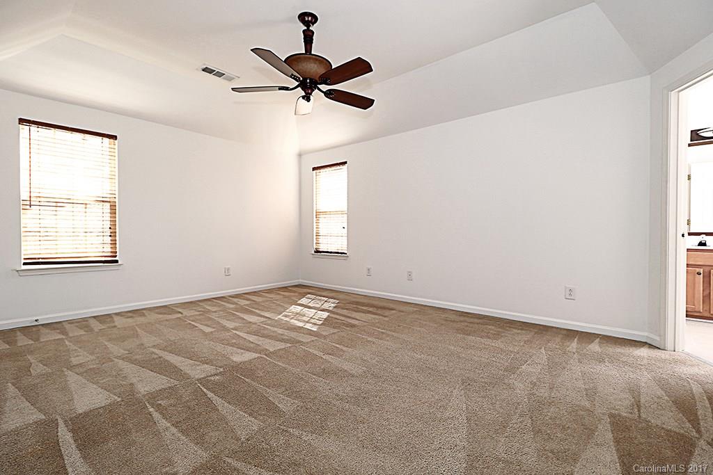 5603 Thompson Road Charlotte NC 28216