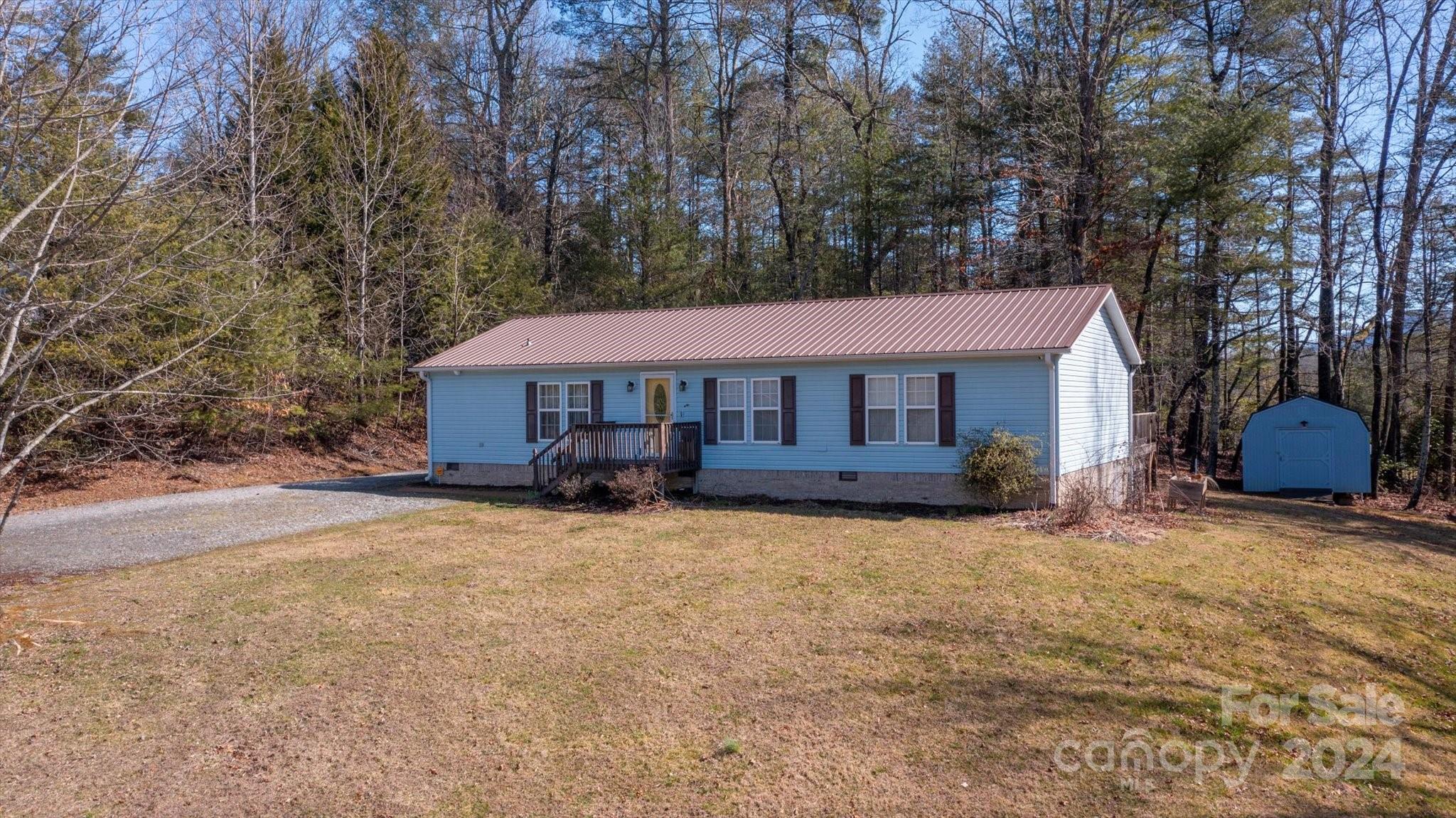 210 Stratford Drive Penrose NC 28766