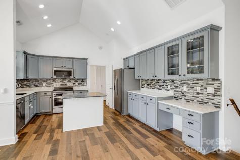 2 Oakhaven Terrace Asheville NC 28803