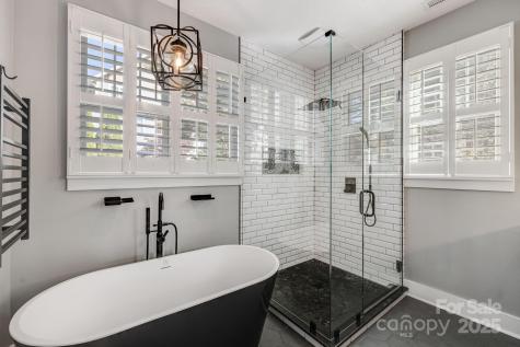 2 Oakhaven Terrace Asheville NC 28803