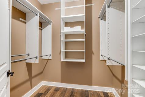 2 Oakhaven Terrace Asheville NC 28803