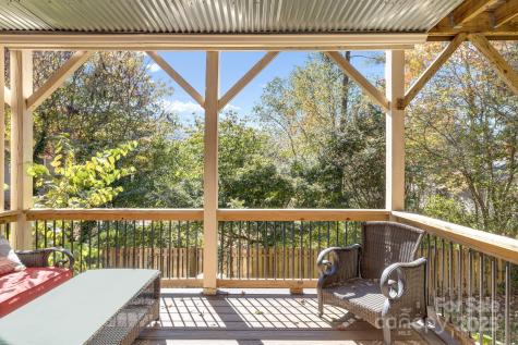 2 Oakhaven Terrace Asheville NC 28803