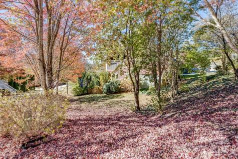 2 Oakhaven Terrace Asheville NC 28803
