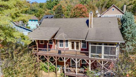 2 Oakhaven Terrace Asheville NC 28803