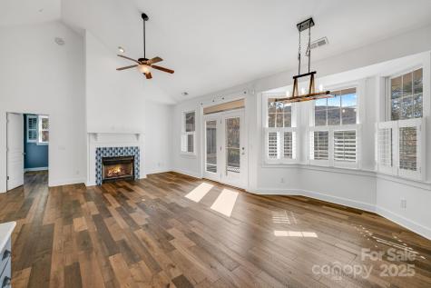 2 Oakhaven Terrace Asheville NC 28803