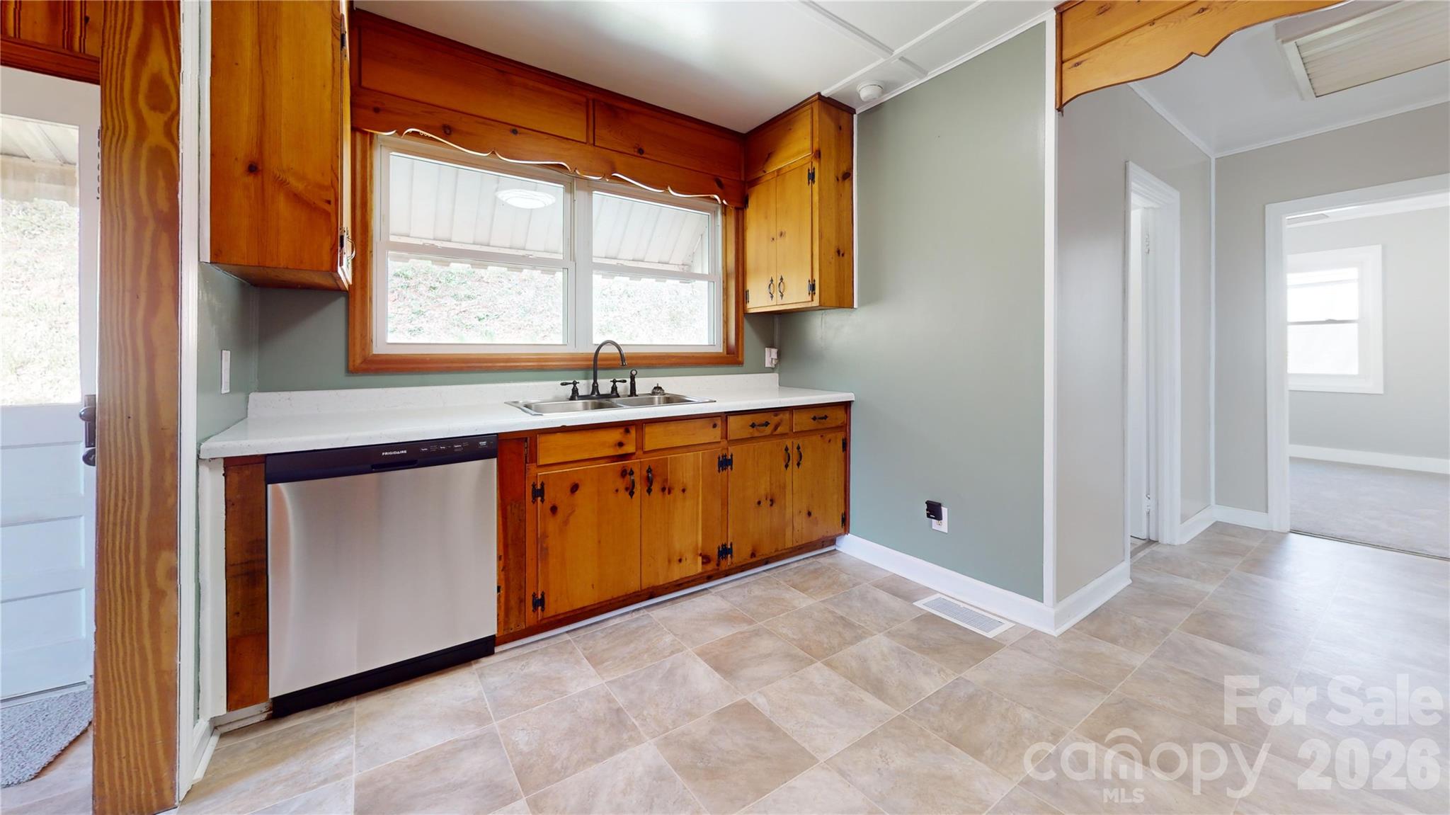 882 Poison Cove Road Clyde NC 28721