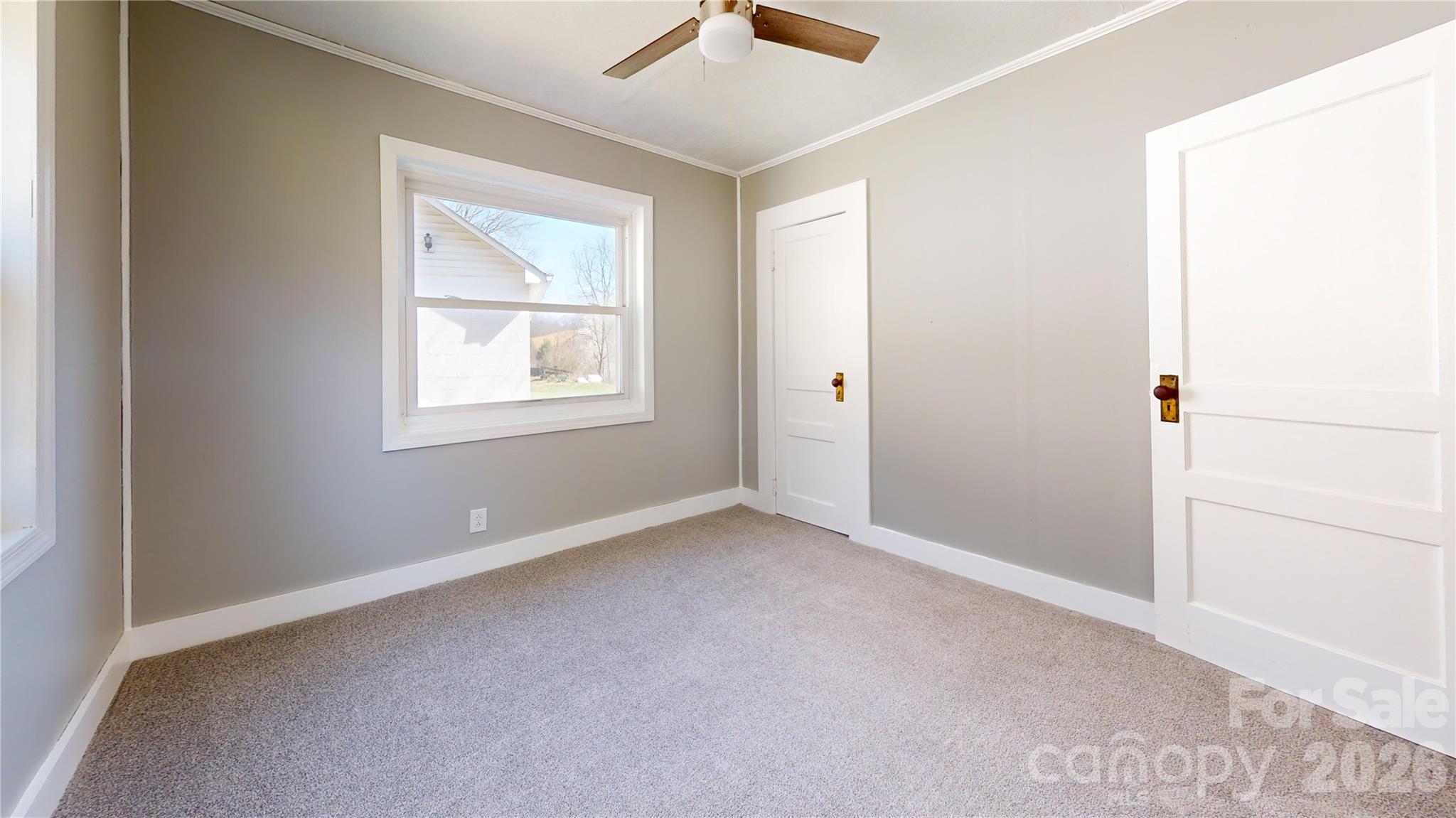 882 Poison Cove Road Clyde NC 28721
