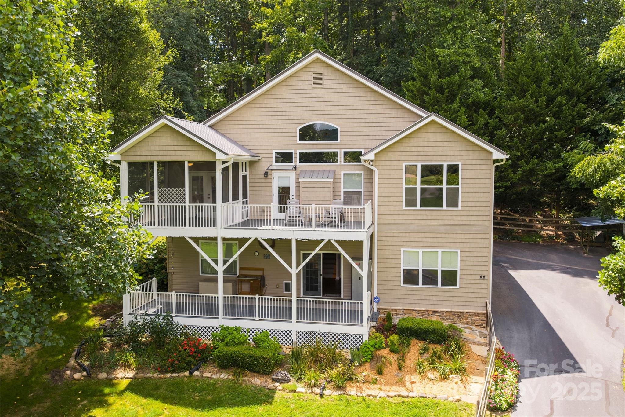 44 Whispering Woods Drive Asheville NC 28804