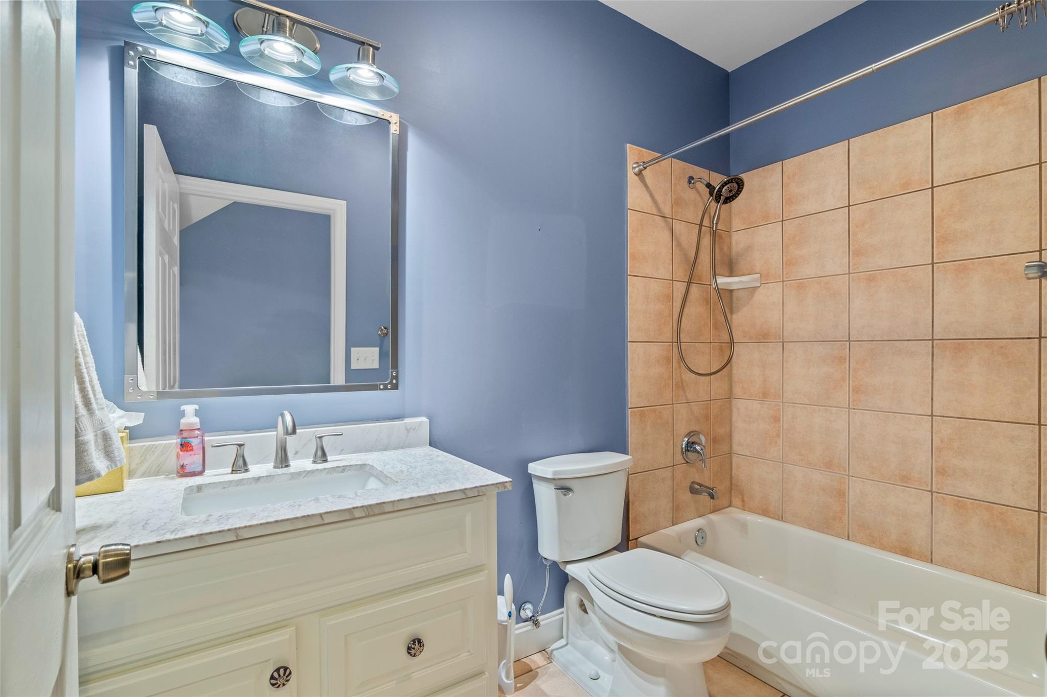 44 Whispering Woods Drive Asheville NC 28804