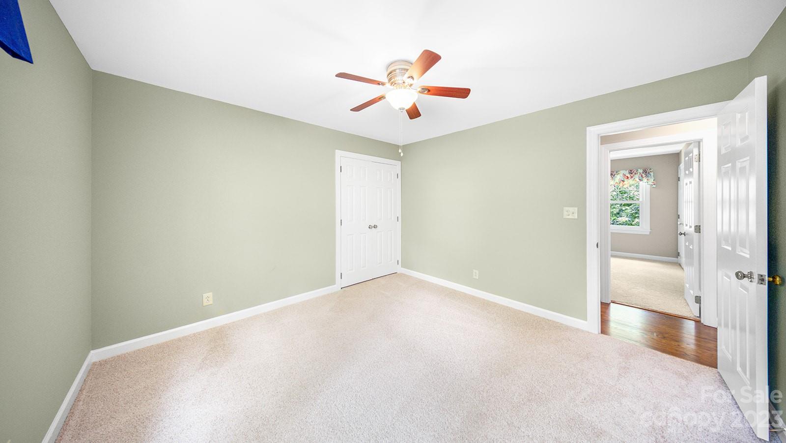 9807 Glastonbury Court Charlotte NC 28270