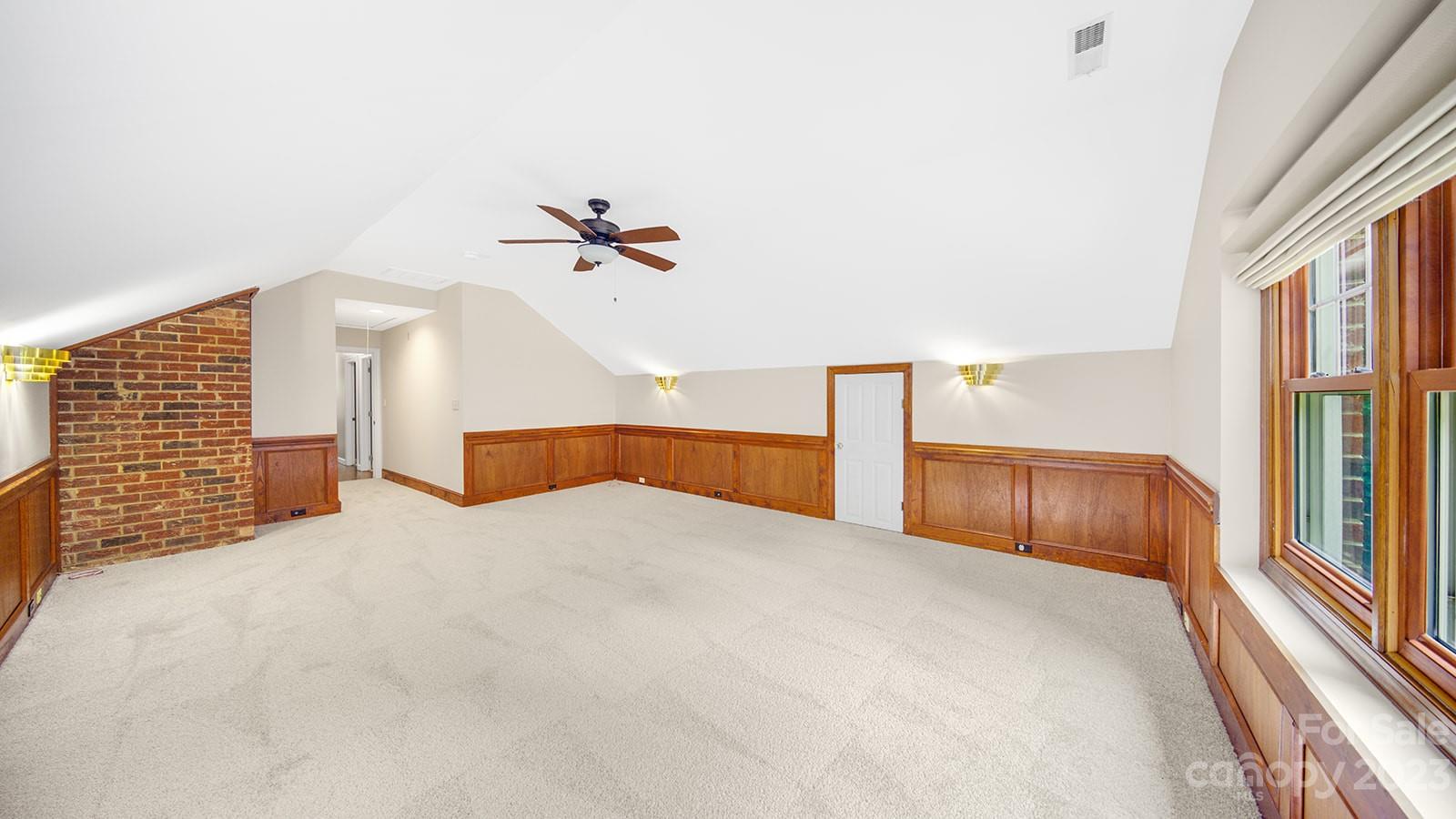 9807 Glastonbury Court Charlotte NC 28270