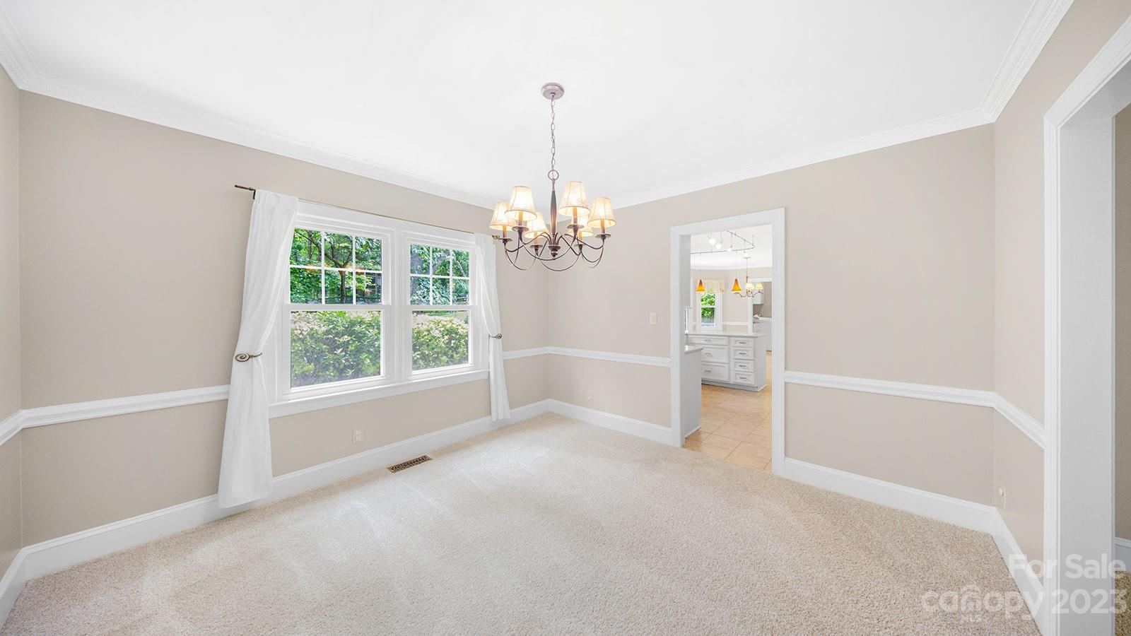 9807 Glastonbury Court Charlotte NC 28270