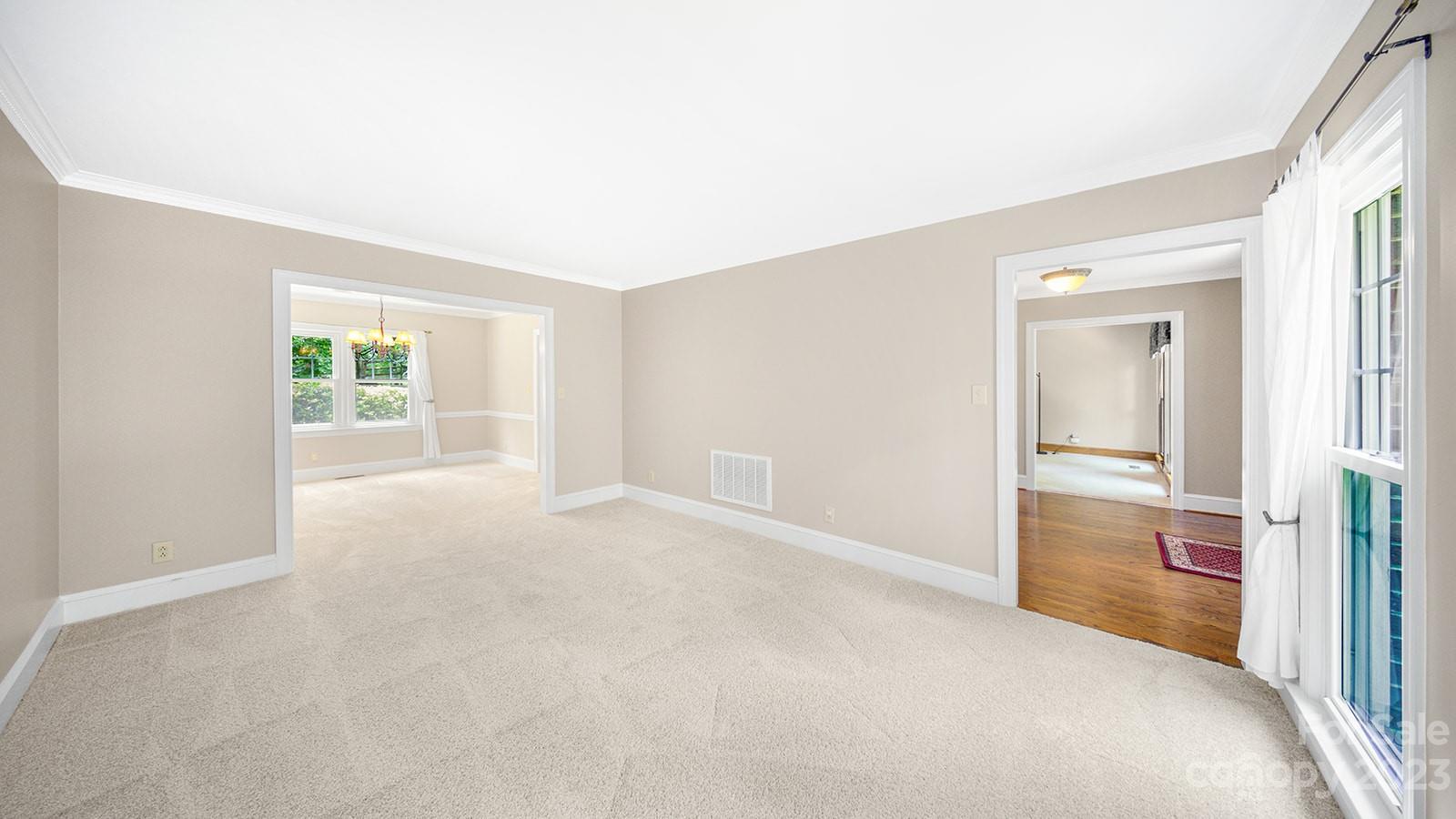 9807 Glastonbury Court Charlotte NC 28270