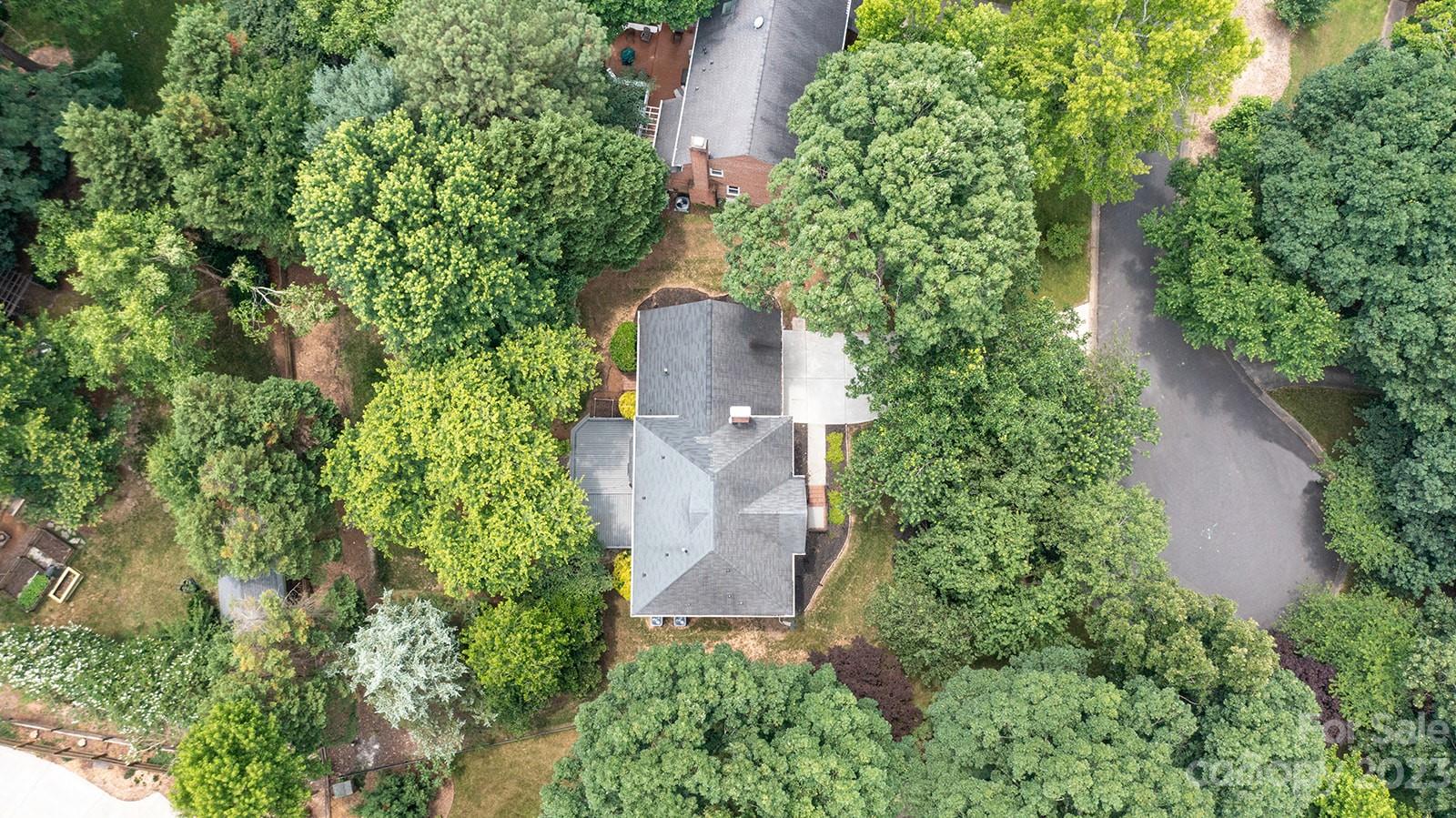 9807 Glastonbury Court Charlotte NC 28270