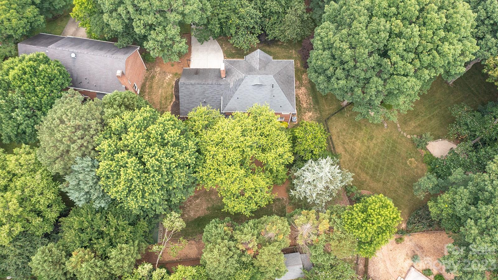 9807 Glastonbury Court Charlotte NC 28270