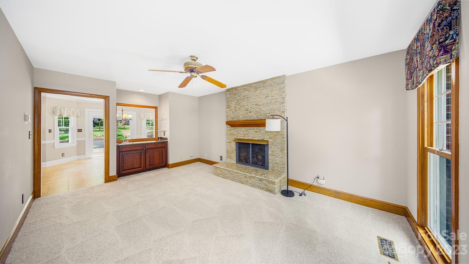 9807 Glastonbury Court Charlotte NC 28270