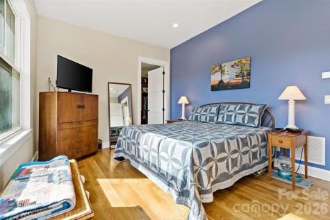 159 Settings Boulevard Black Mountain NC 28711