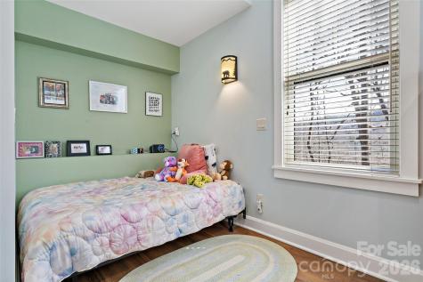 159 Settings Boulevard Black Mountain NC 28711