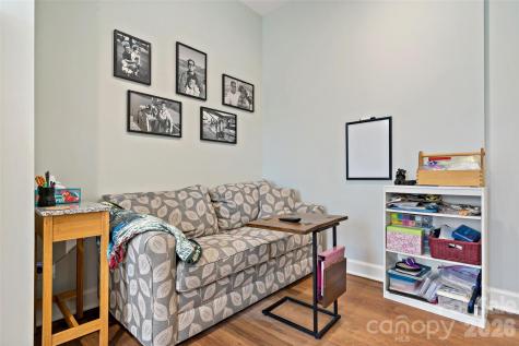 159 Settings Boulevard Black Mountain NC 28711