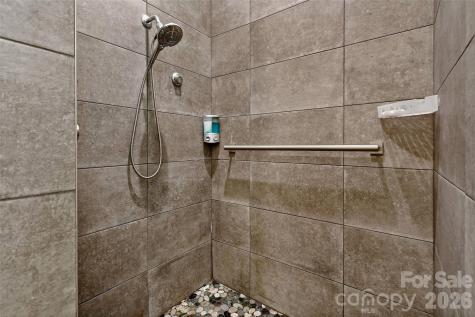 159 Settings Boulevard Black Mountain NC 28711