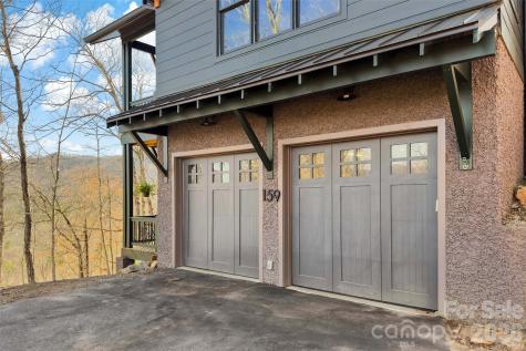 159 Settings Boulevard Black Mountain NC 28711