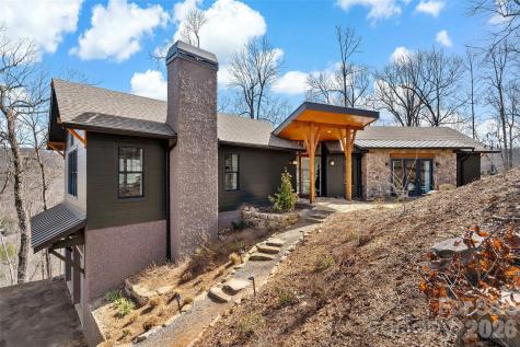 159 Settings Boulevard Black Mountain NC 28711