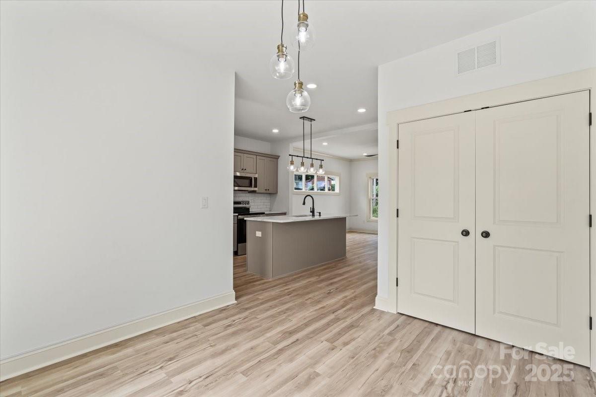 431 W Norment Avenue Gastonia NC 28052