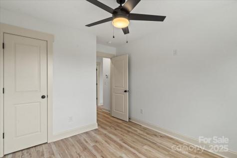 431 W Norment Avenue Gastonia NC 28052