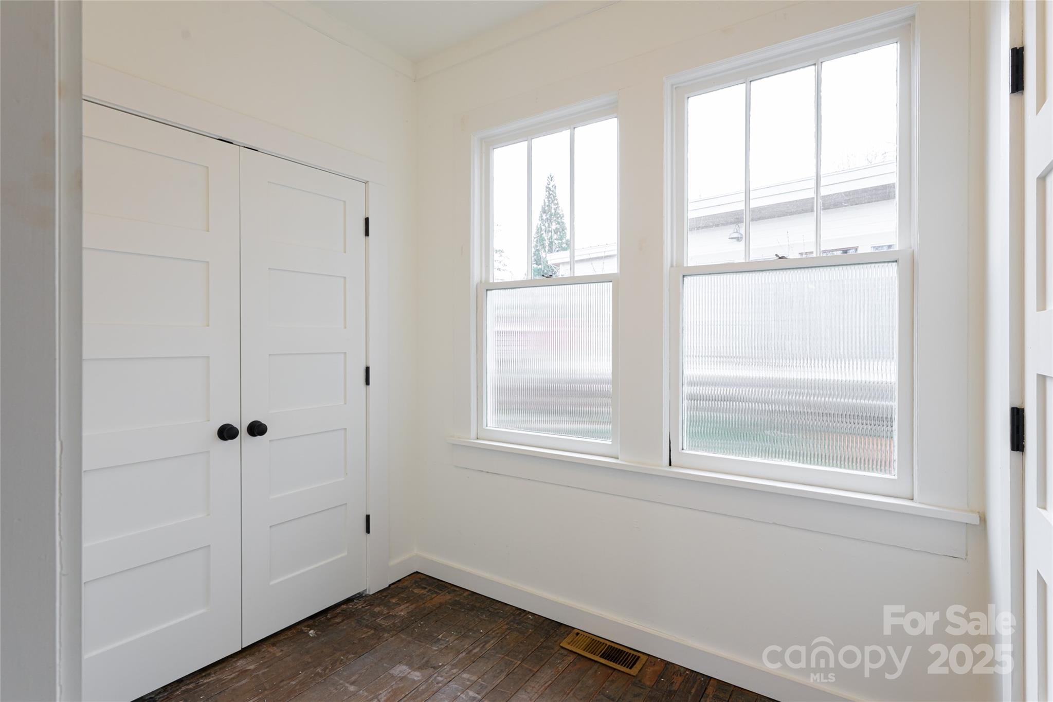 40 Jonestown Road Asheville NC 28804