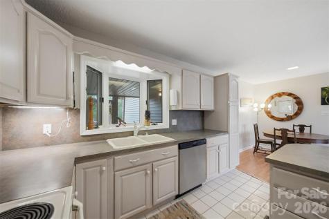 192 Reese Loop Taylorsville NC 28681