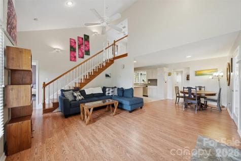 192 Reese Loop Taylorsville NC 28681