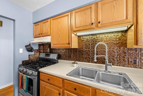 98 Pensacola Avenue Arden NC 28704