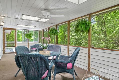 98 Pensacola Avenue Arden NC 28704
