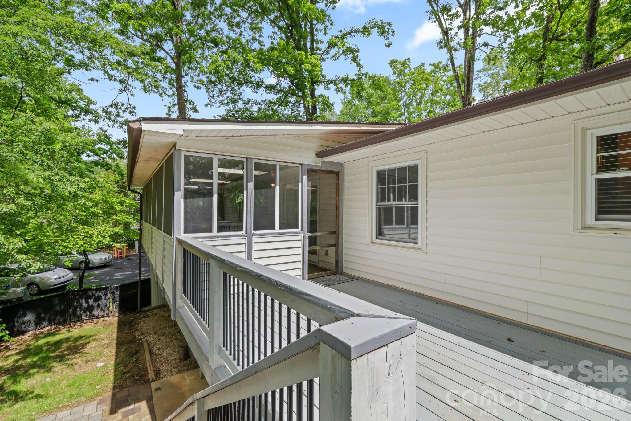 98 Pensacola Avenue Arden NC 28704