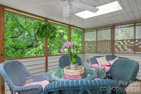 98 Pensacola Avenue Arden NC 28704