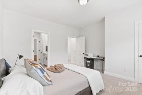 66 Walnut Springs Drive Asheville NC 28804