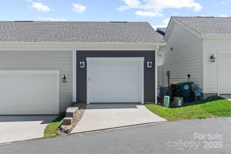 66 Walnut Springs Drive Asheville NC 28804