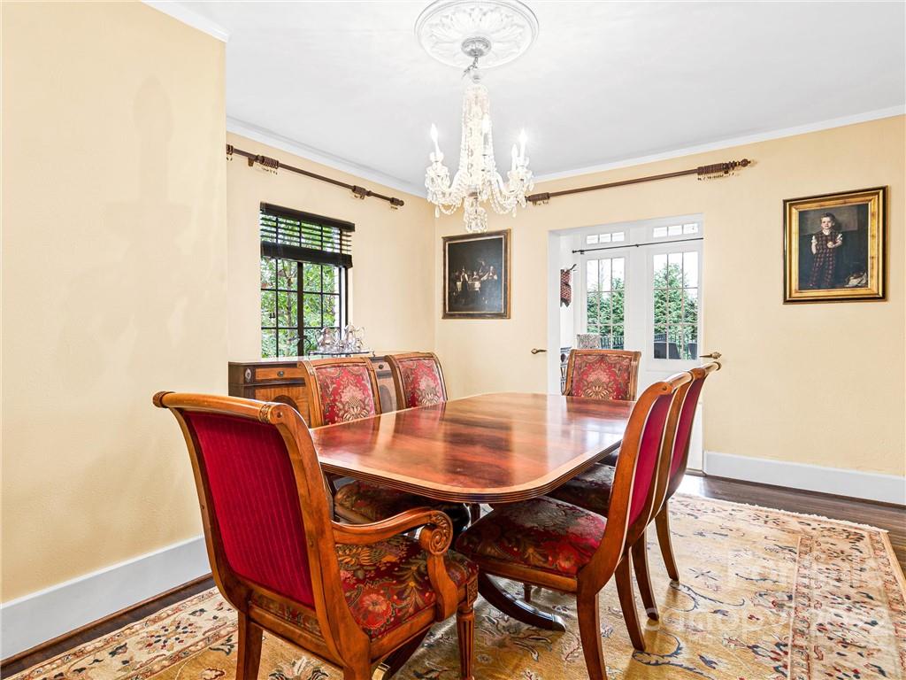 26 White Oak Road Asheville NC 28803