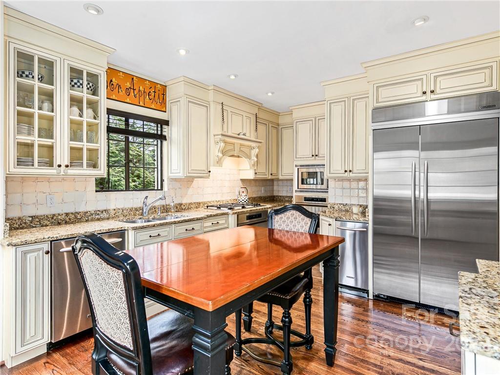 26 White Oak Road Asheville NC 28803