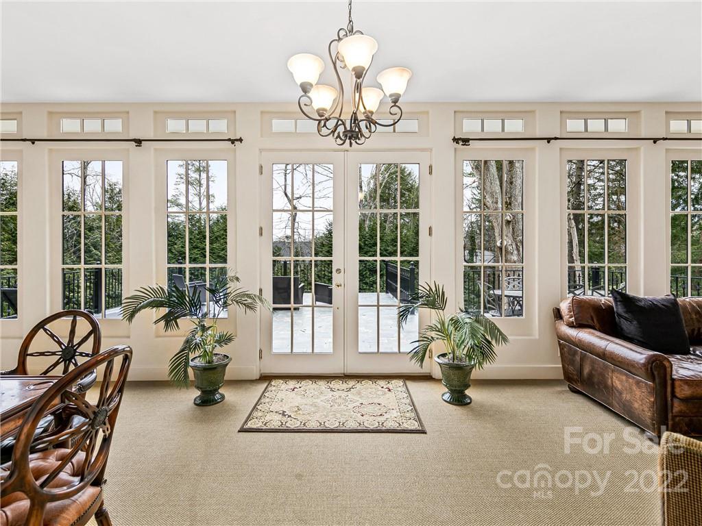 26 White Oak Road Asheville NC 28803