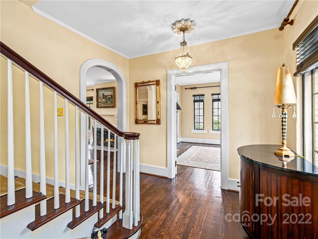 26 White Oak Road Asheville NC 28803