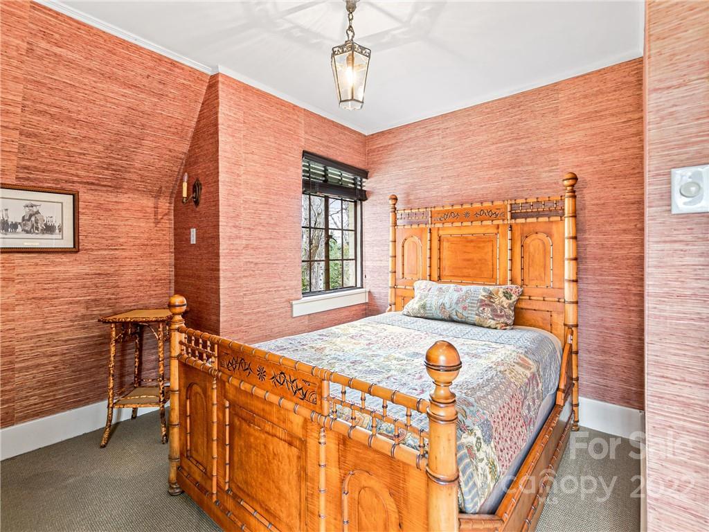 26 White Oak Road Asheville NC 28803