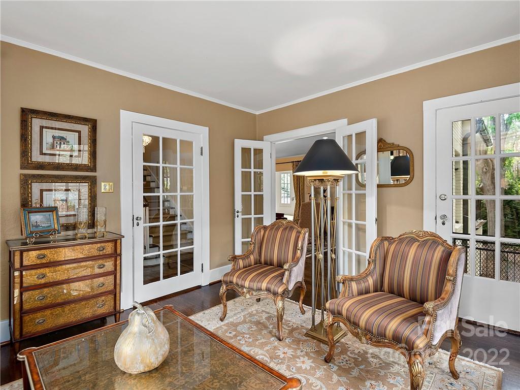 26 White Oak Road Asheville NC 28803