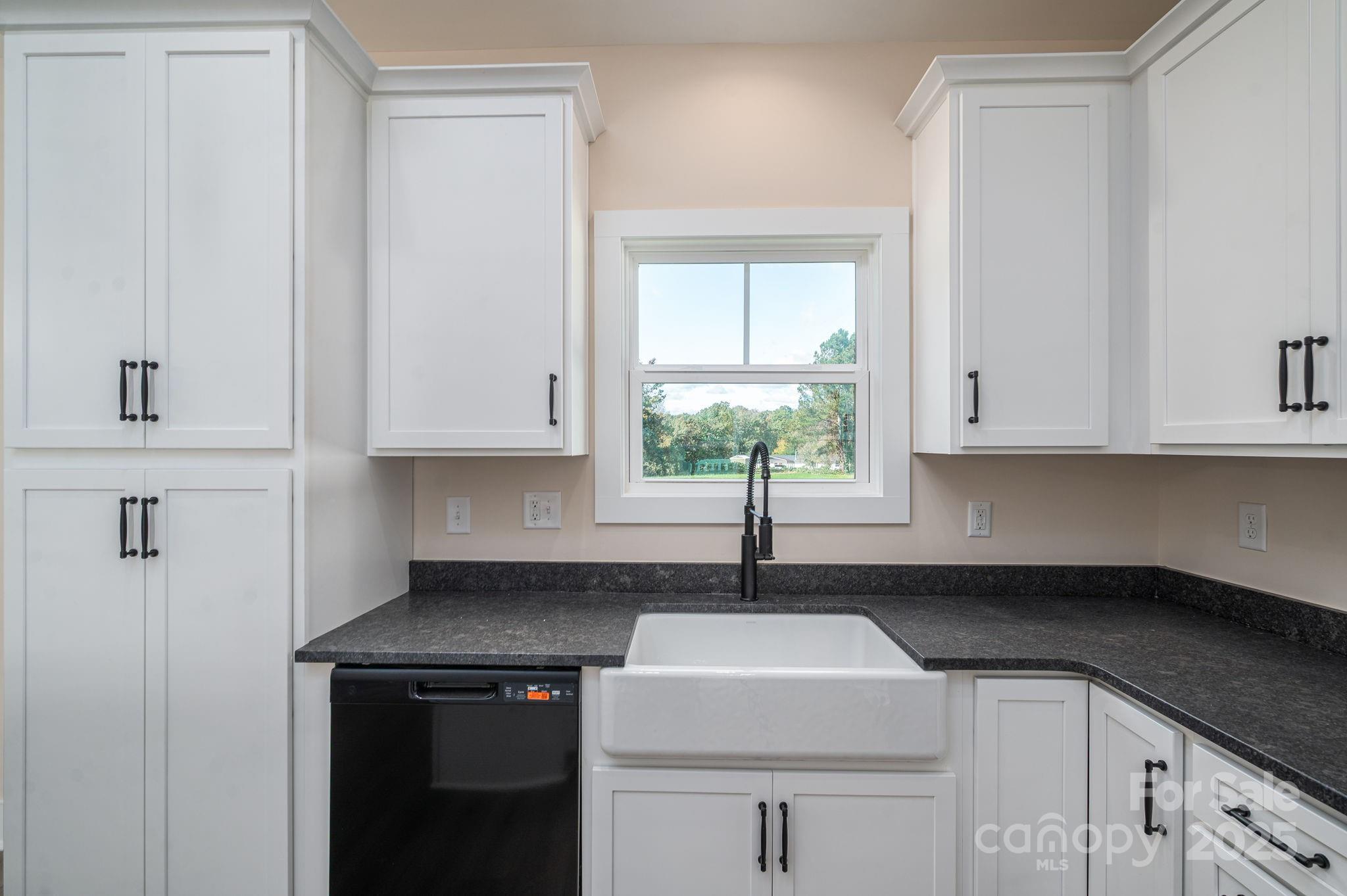 2047 Puetts Chapel Road Bessemer City NC 28016