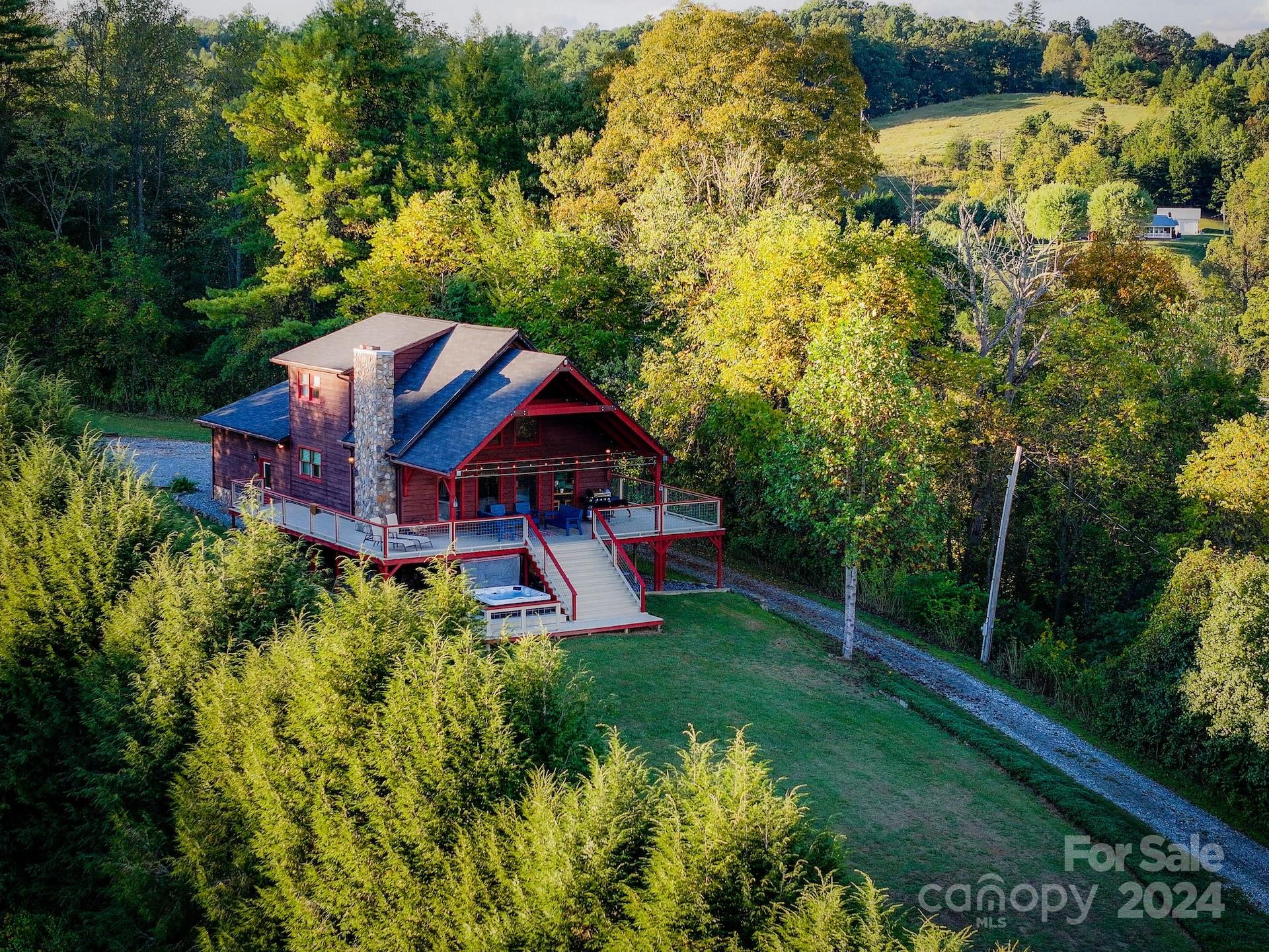 694 Boulder Road Marshall NC 28753