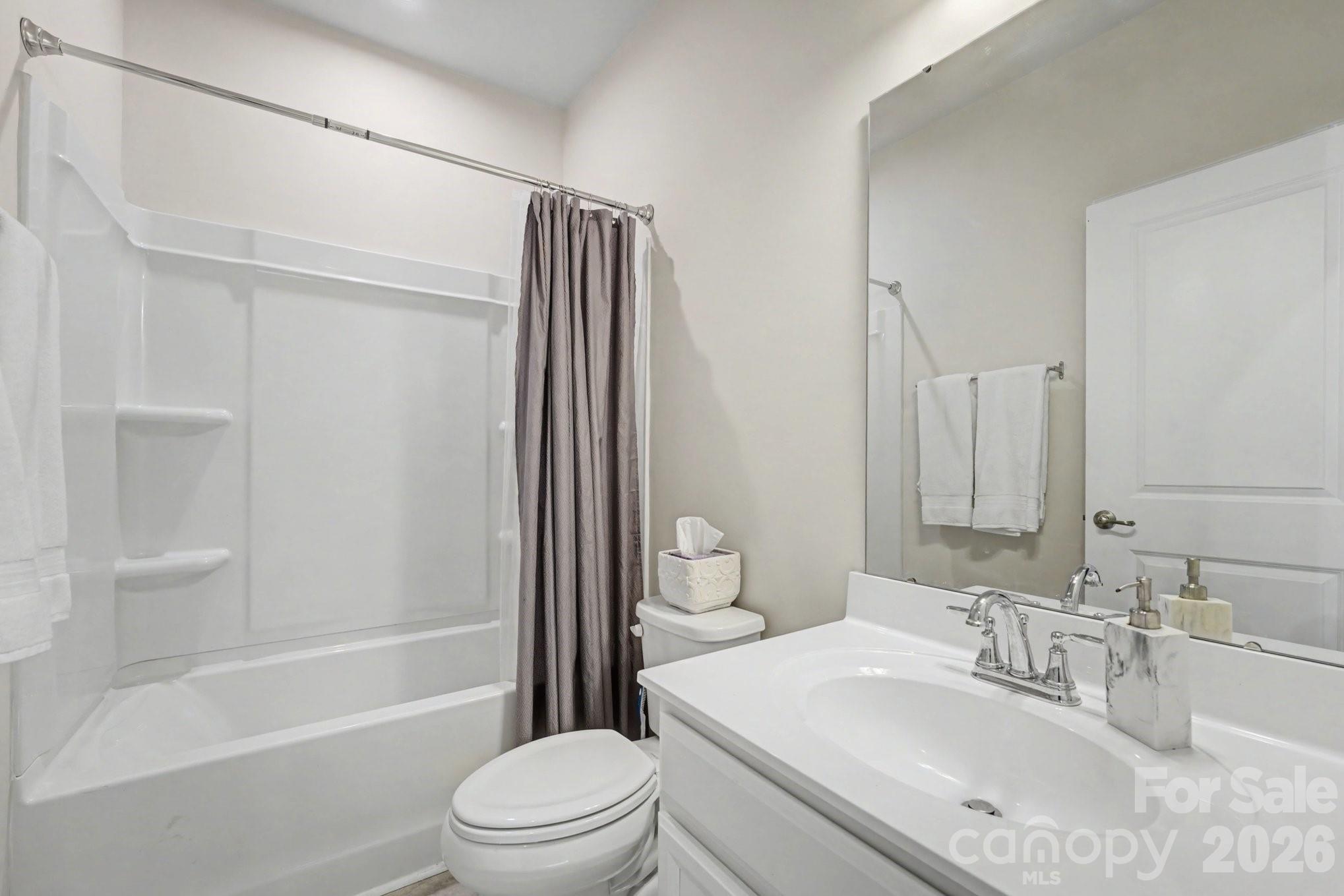 2105 Autumn Olive Lane Matthews NC 28104