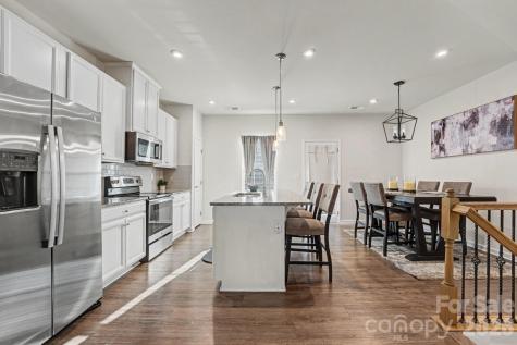 2105 Autumn Olive Lane Matthews NC 28104