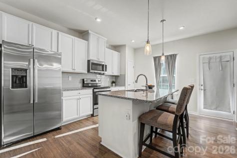 2105 Autumn Olive Lane Matthews NC 28104