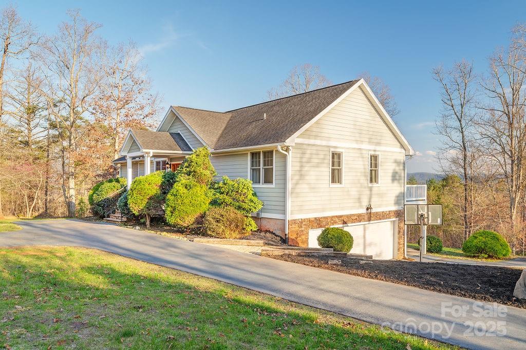 61 Buckle Ridge Weaverville NC 28787